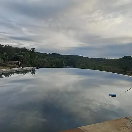 Сasa de vacaciones Las3lobas Valdelaloba
